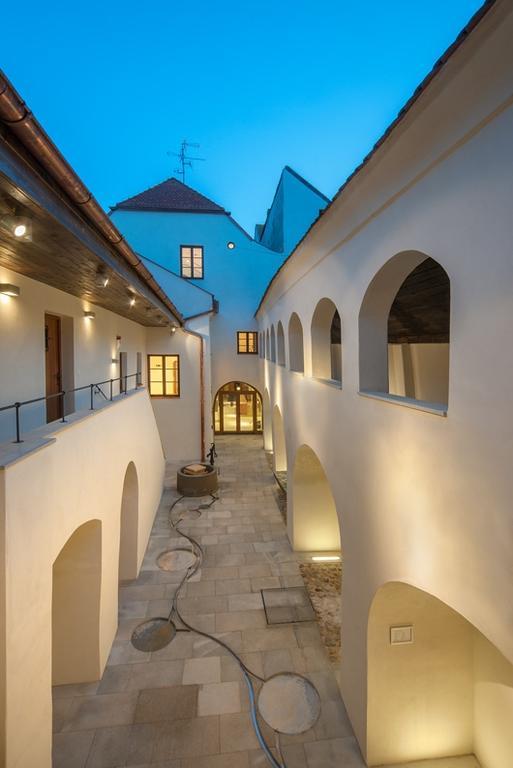 Penzion A Wellness U Trebonske Madony Екстериор снимка